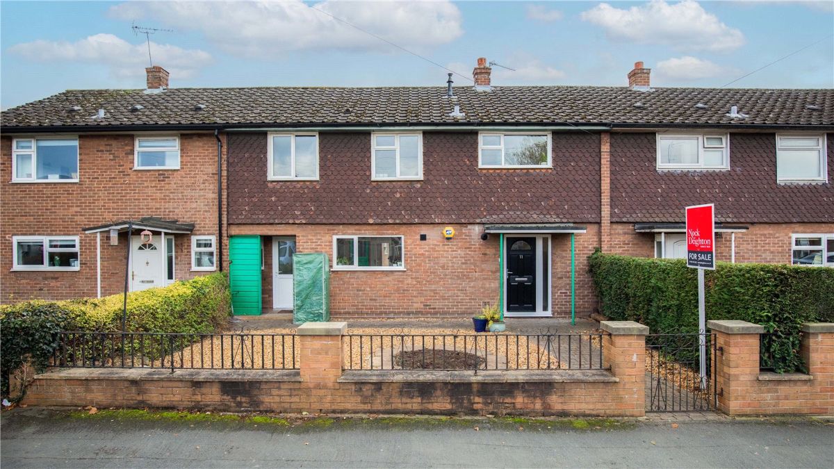 4 bedroom Terraced Let Agreed
