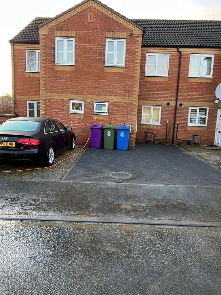3 bedroom Terraced To Let
