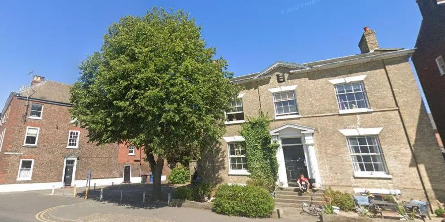 1 bedroom Apartment To Let
