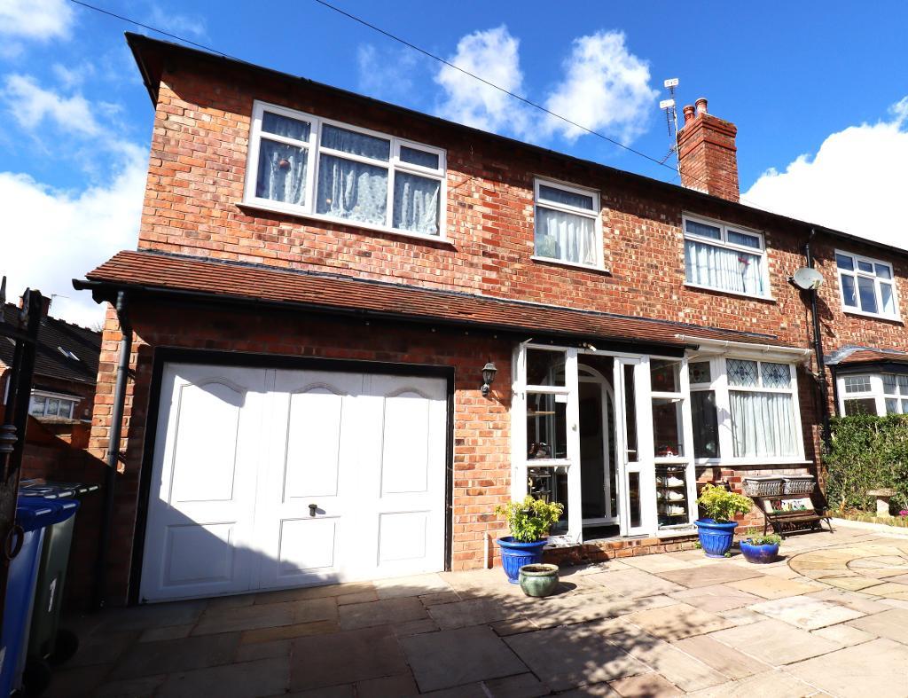 4 bedroom Semi-Detached For Sale