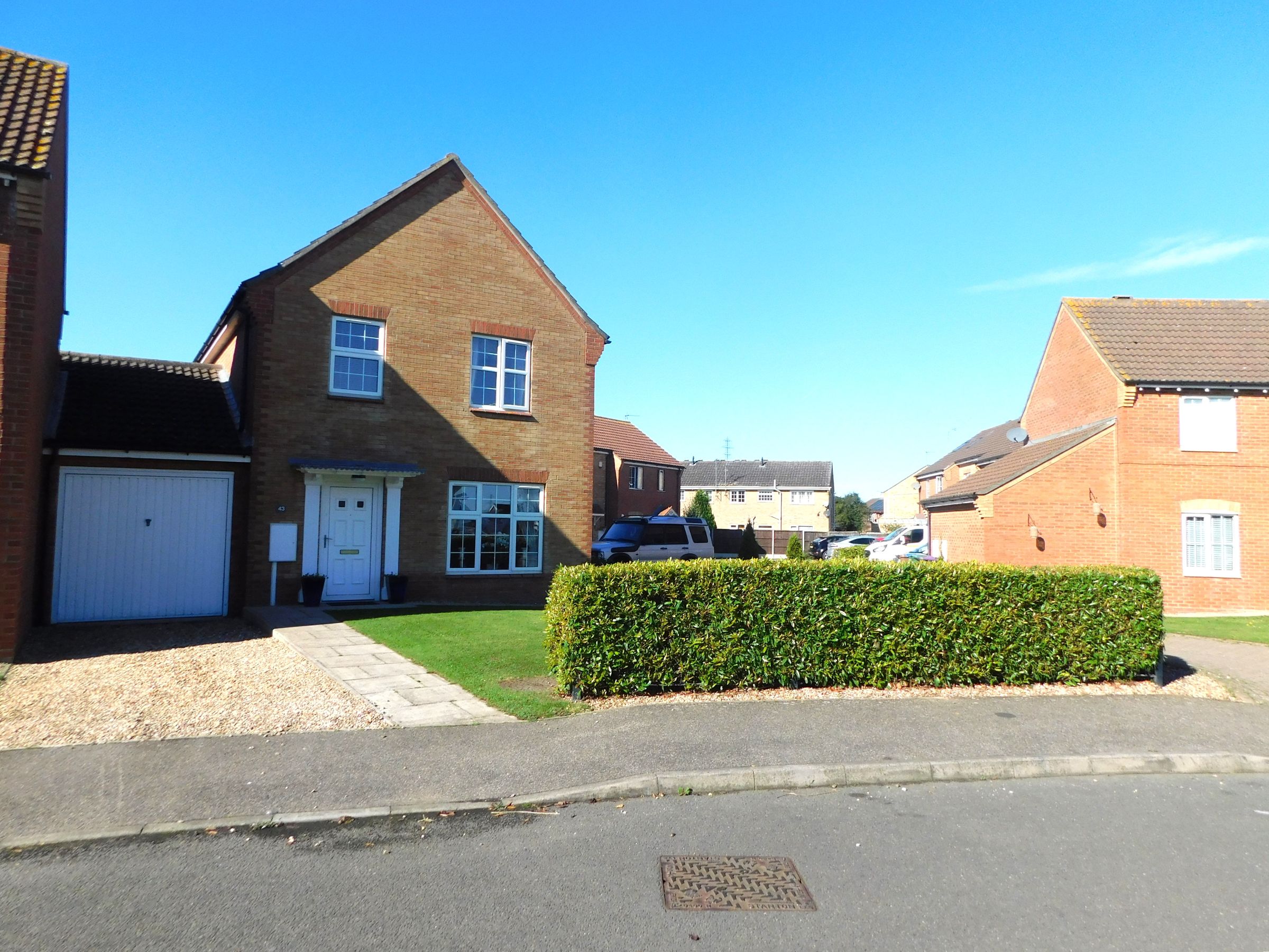 3 bedroom Detached For Sale