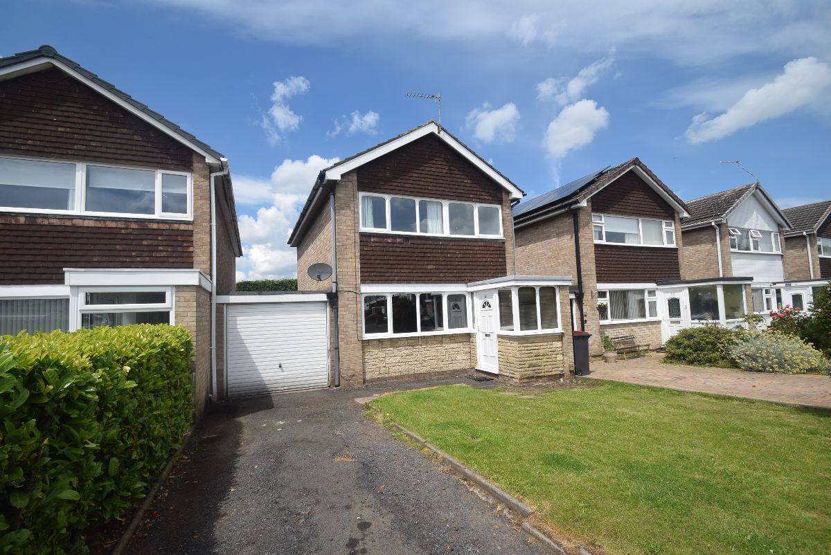 3 bedroom Detached SSTC