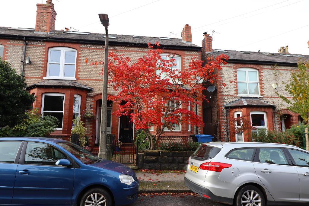 3 bedroom Terraced SSTC