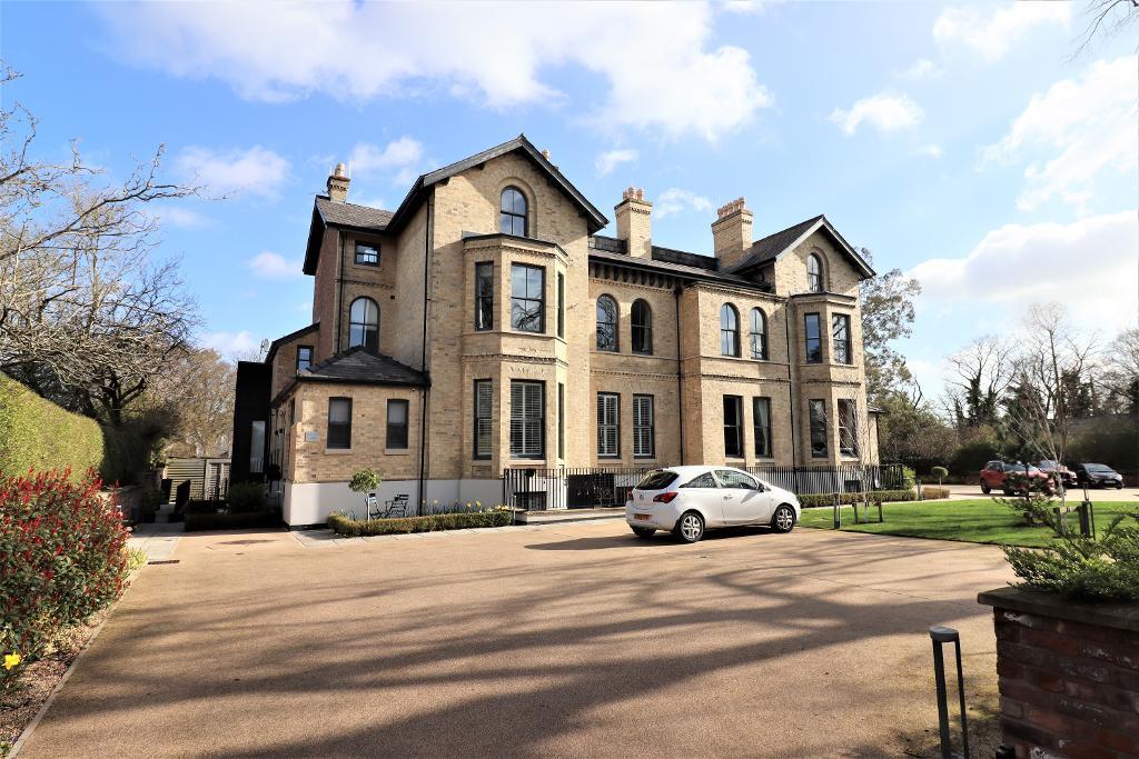 3 bedroom Apartment Sold