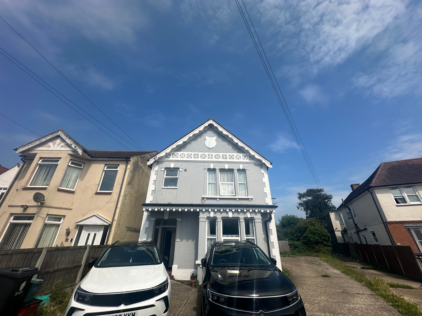 2 bedroom Apartment To Let