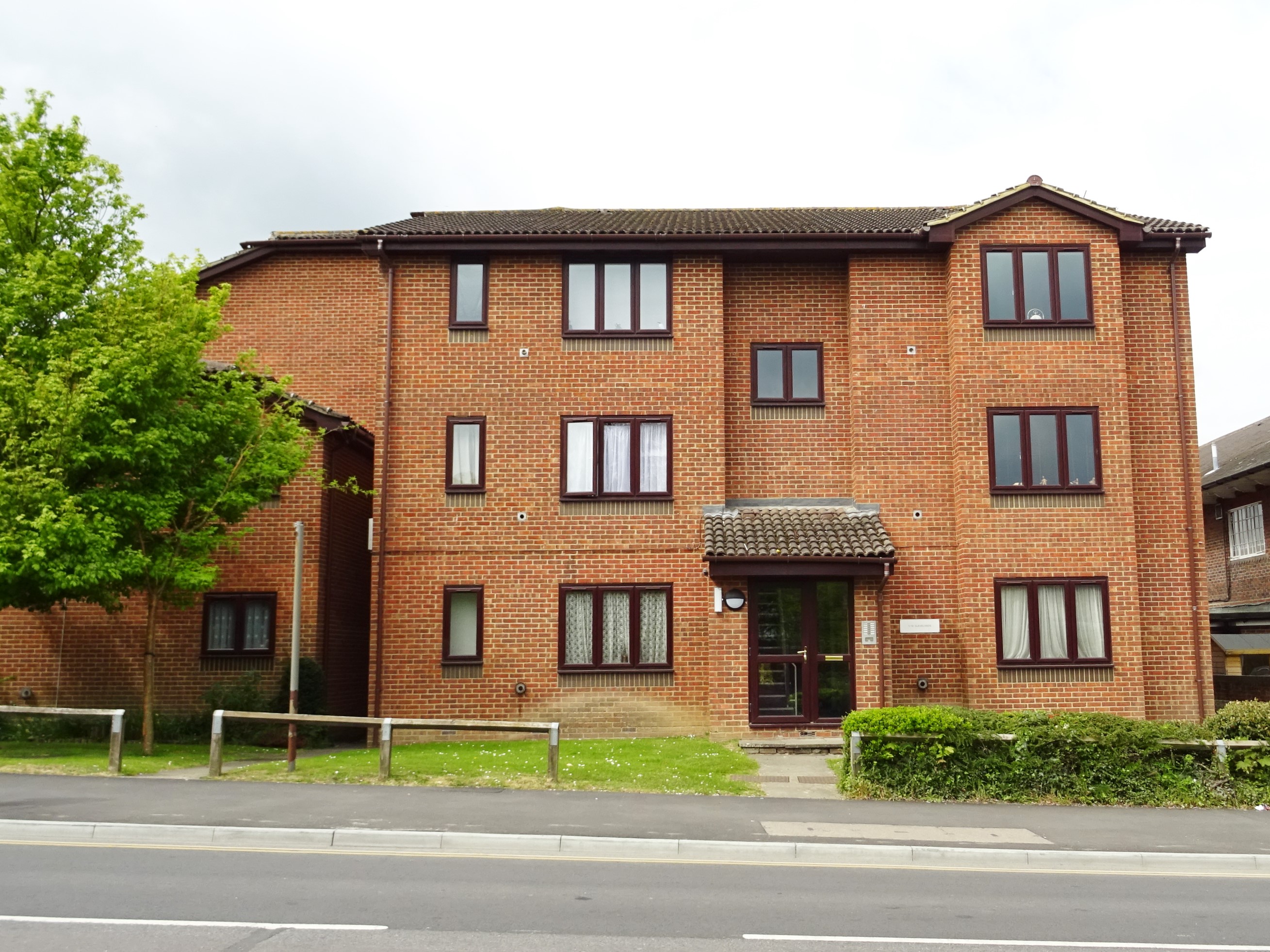 1 bedroom Apartment Let agreed