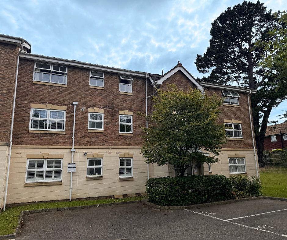 2 bedroom Apartment Let agreed