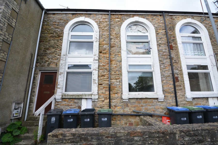 1 bedroom Apartment To Let