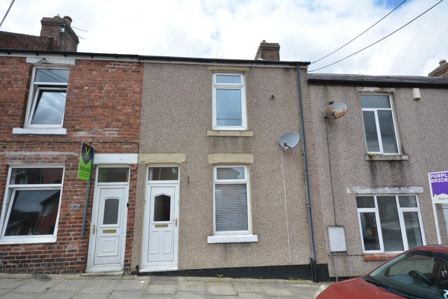 2 bedroom Terraced House To Let