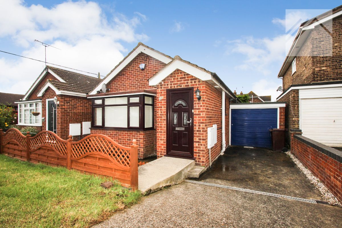 1 bedroom Detached bungalow Under Offer