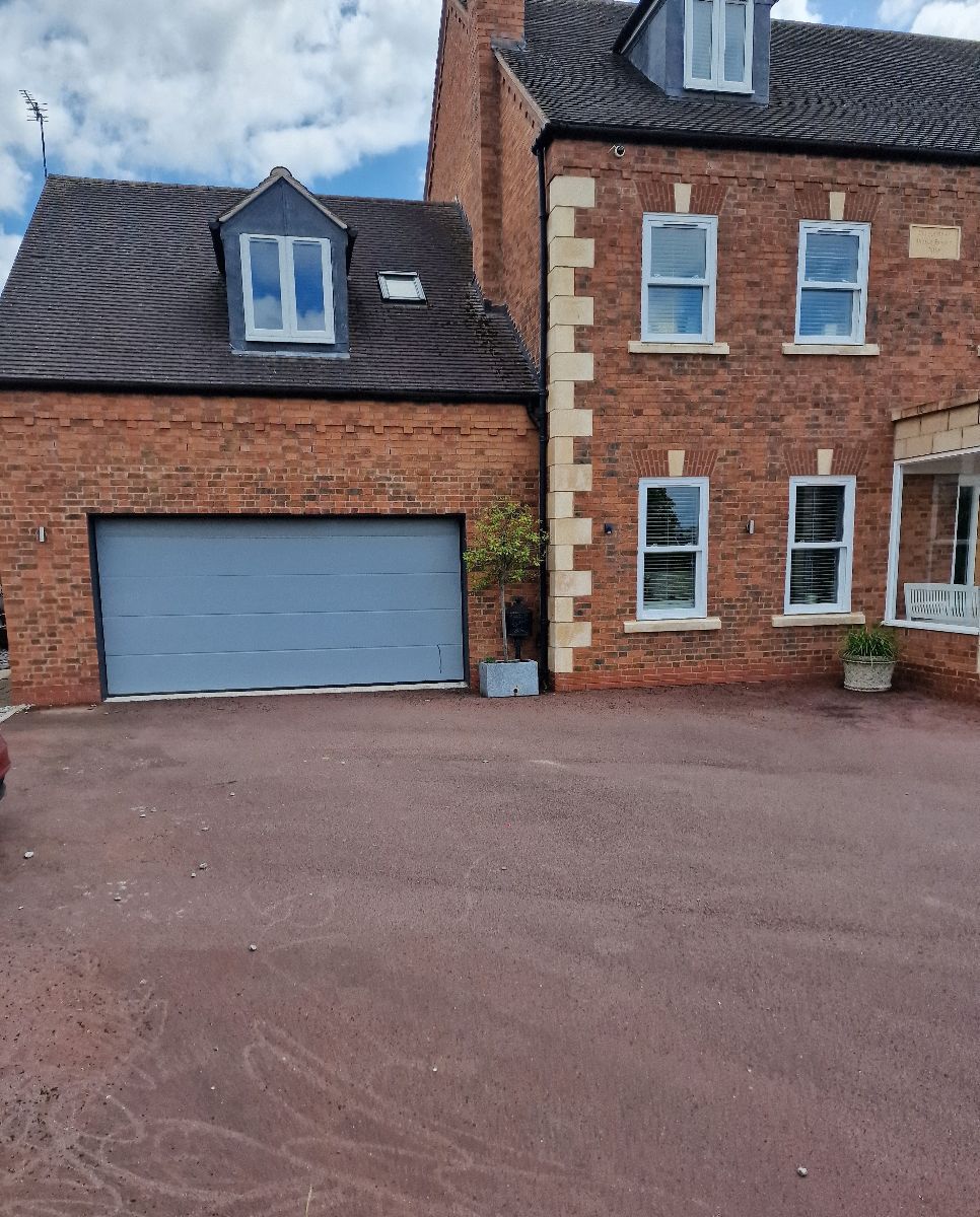 1 bedroom Flat To Let