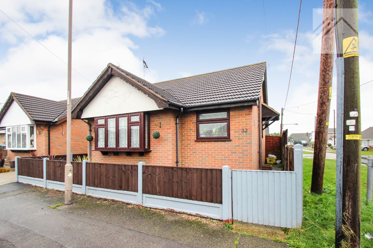 1 bedroom Detached bungalow Under Offer