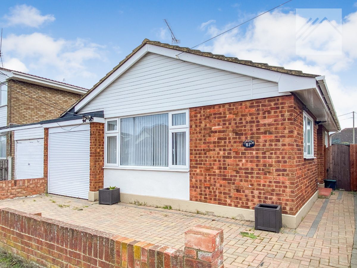 1 bedroom Detached bungalow Under Offer