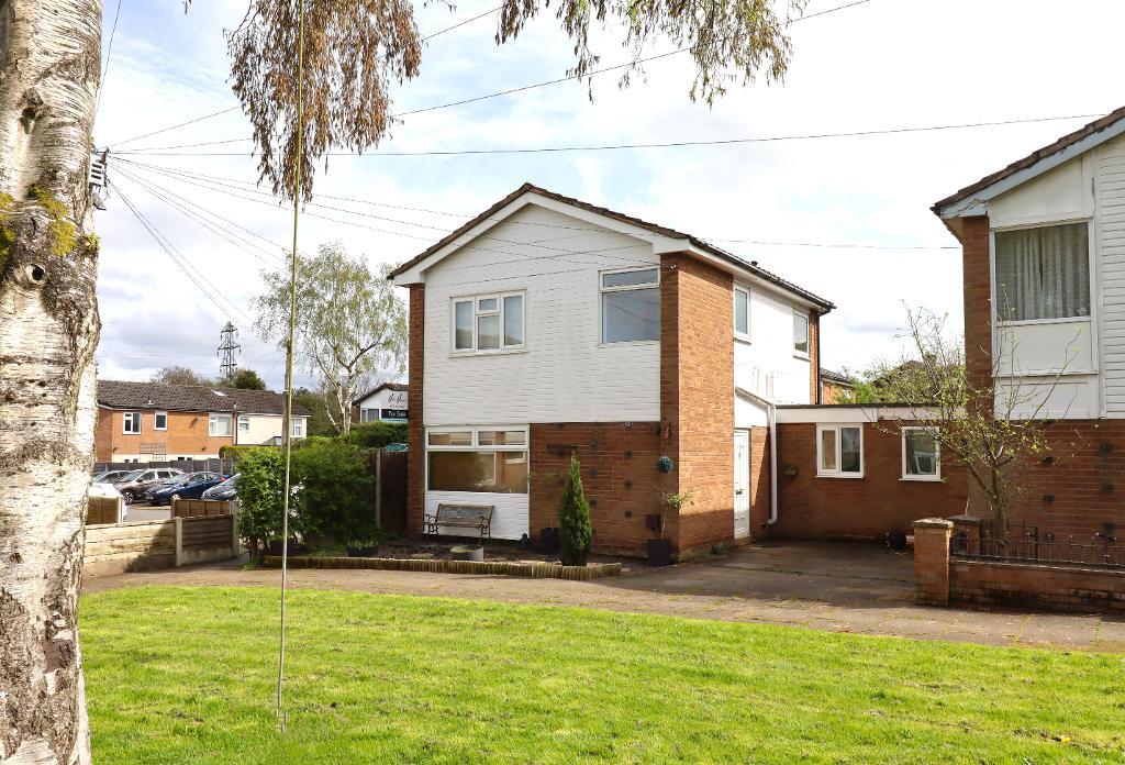 2 bedroom Detached For Sale