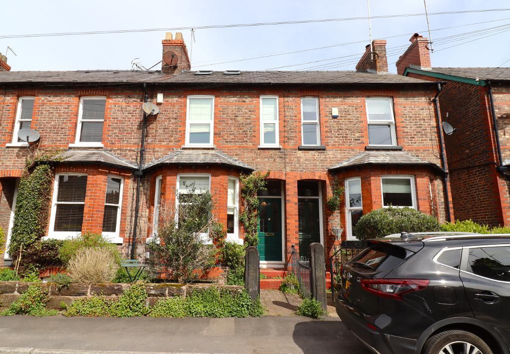 4 bedroom Terraced For Sale