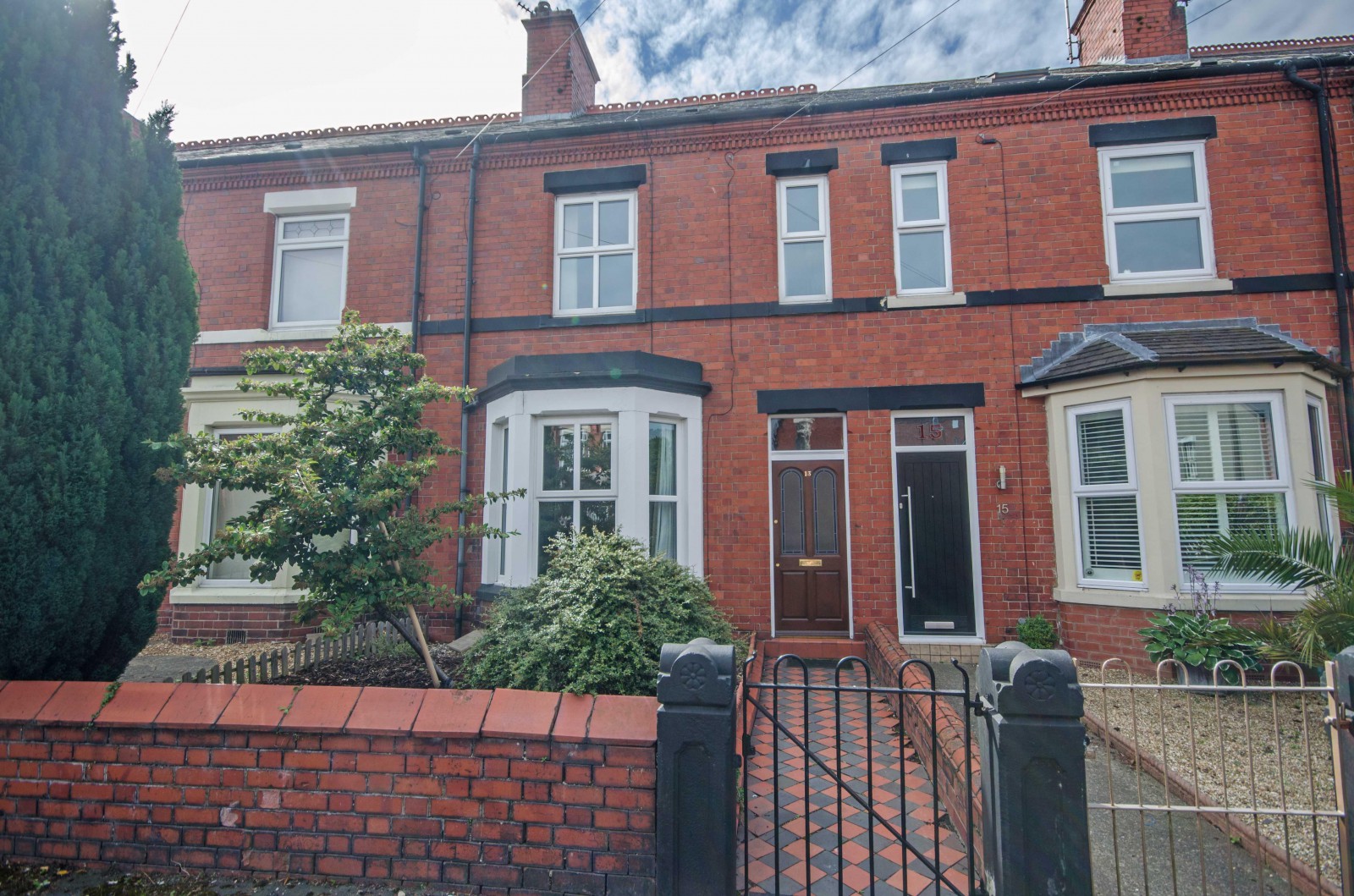 2 bedroom House LSTC