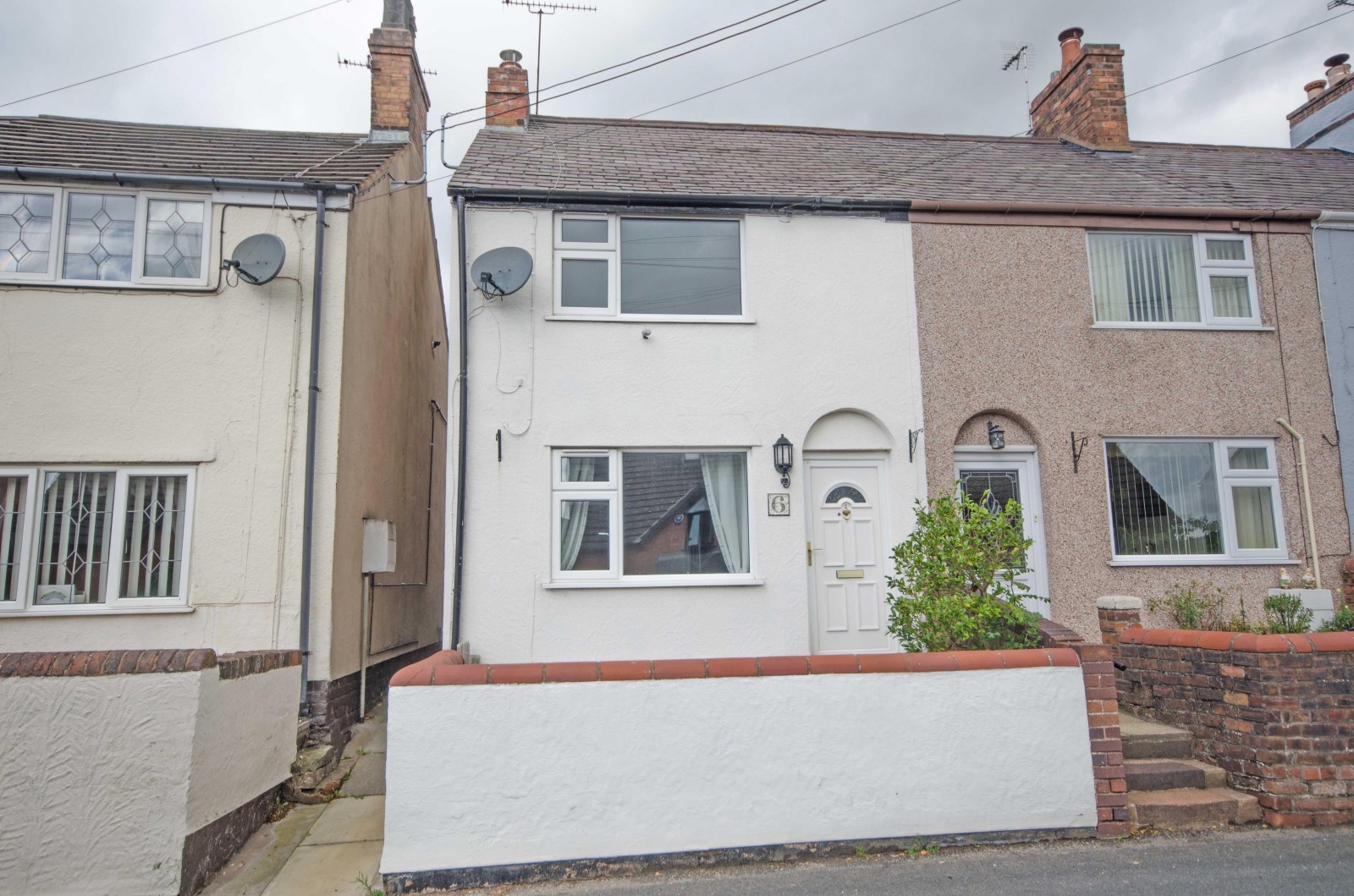 2 bedroom House (unspecified) LSTC
