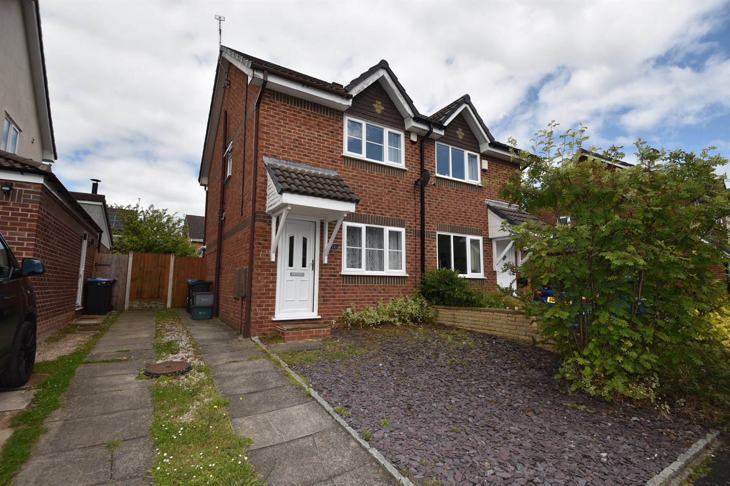 2 bedroom House LSTC