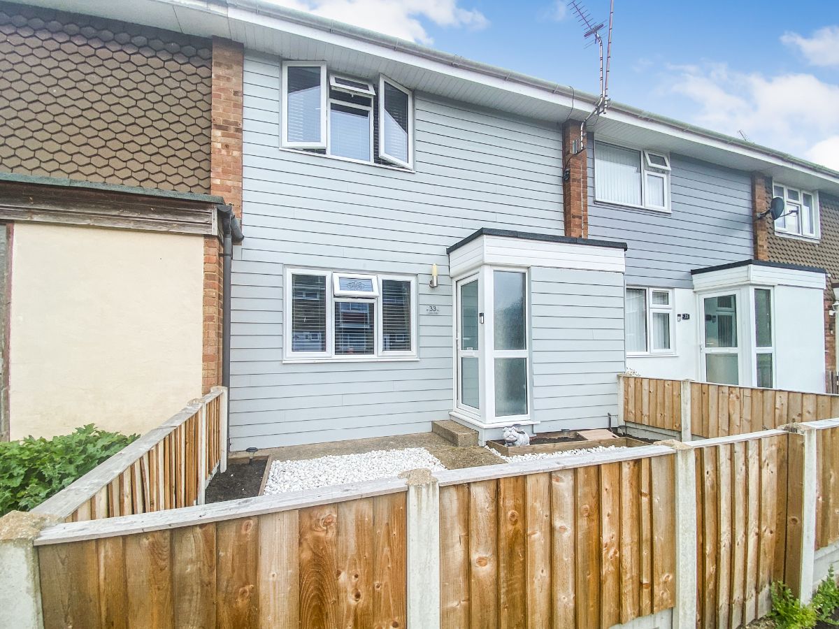 2 bedroom Terraced SSTC