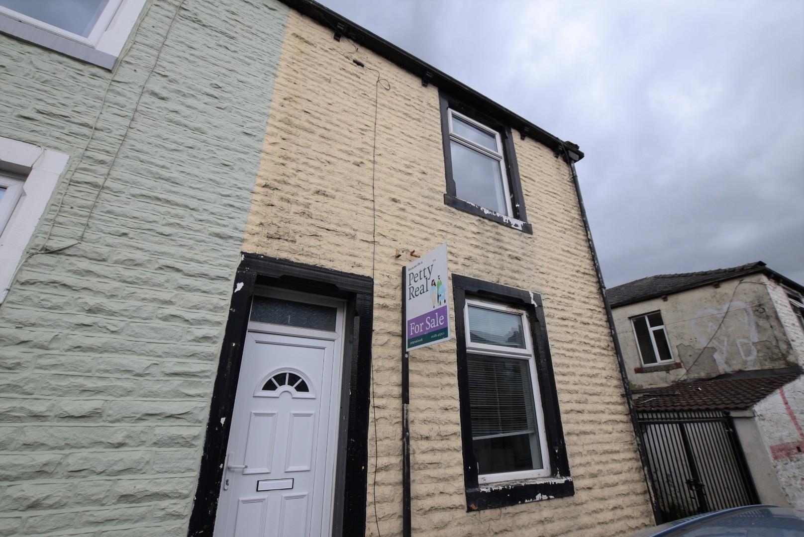 3 bedroom Terraced SSTC