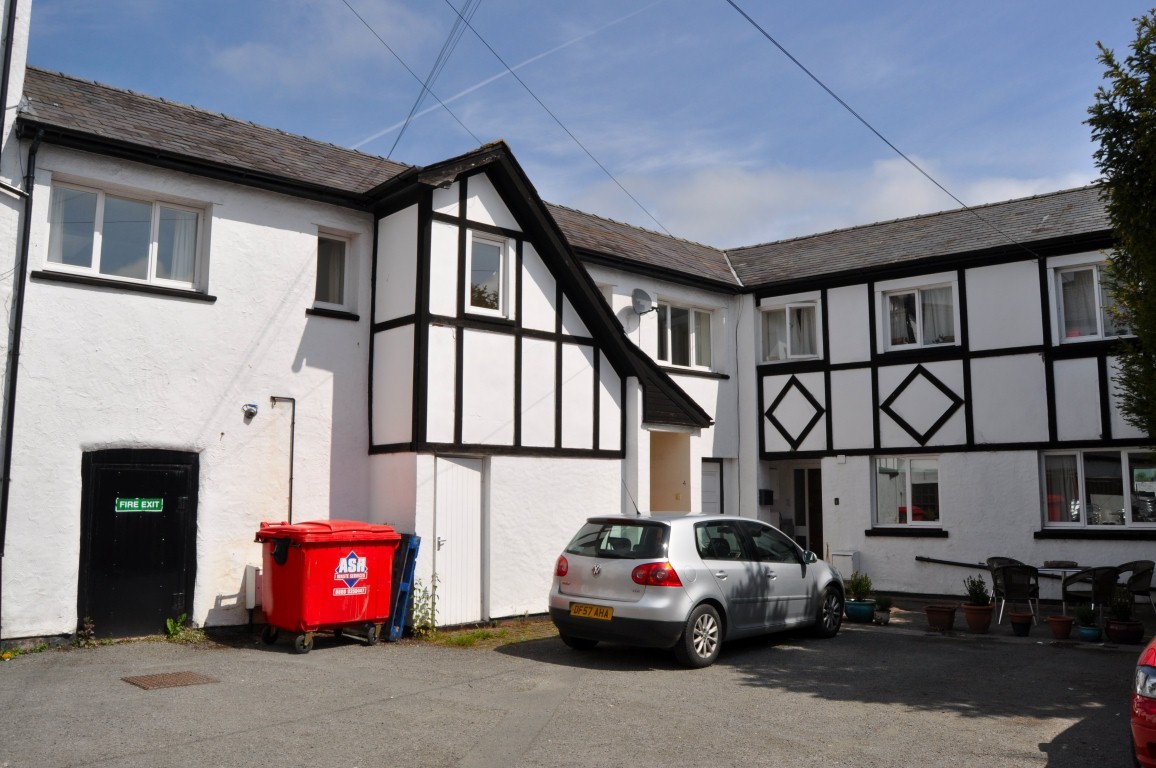 2 bedroom House Withdrawn