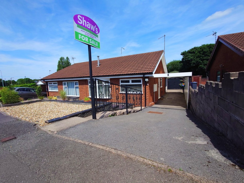 2 bedroom Semi-detached house SSTC