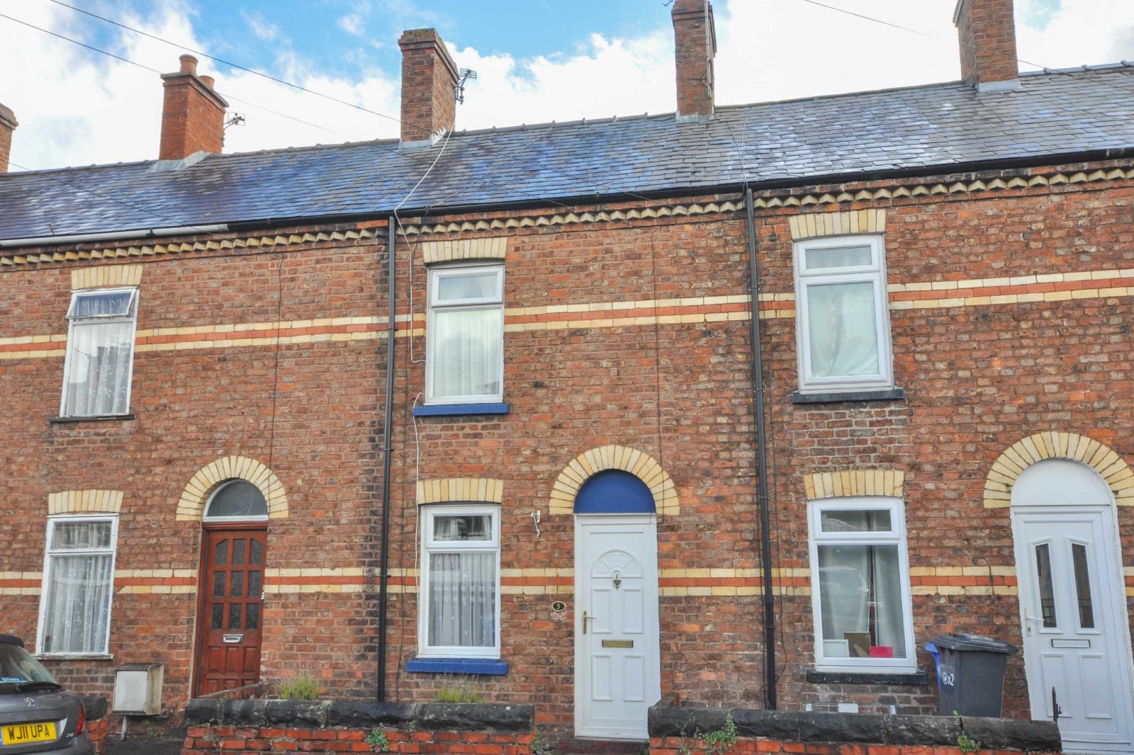 2 bedroom House (unspecified) LSTC
