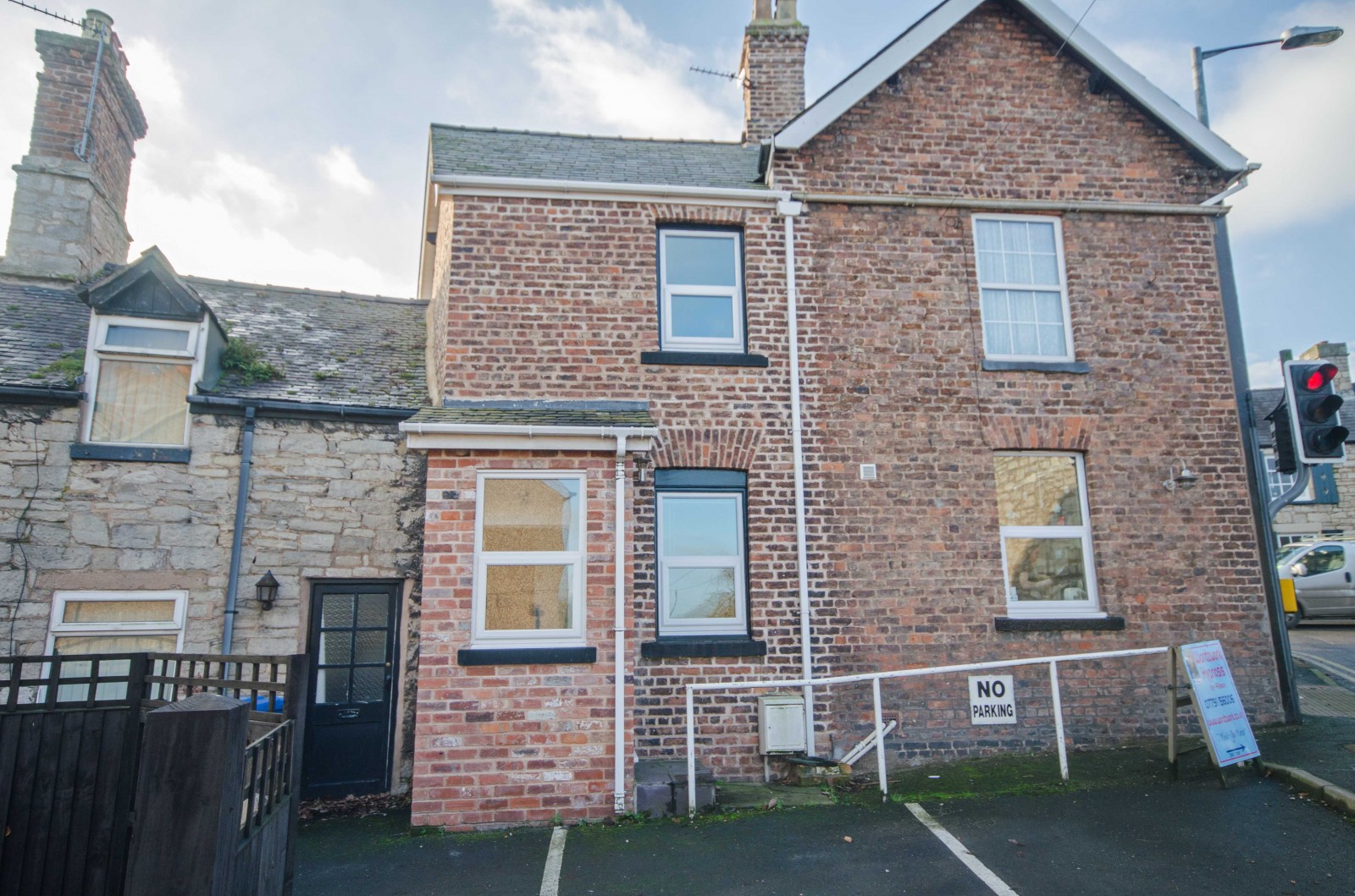 2 bedroom House (unspecified) LSTC