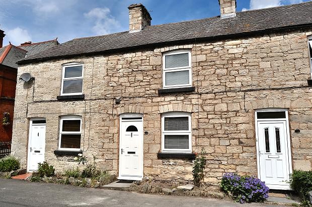 2 bedroom House (unspecified) LSTC