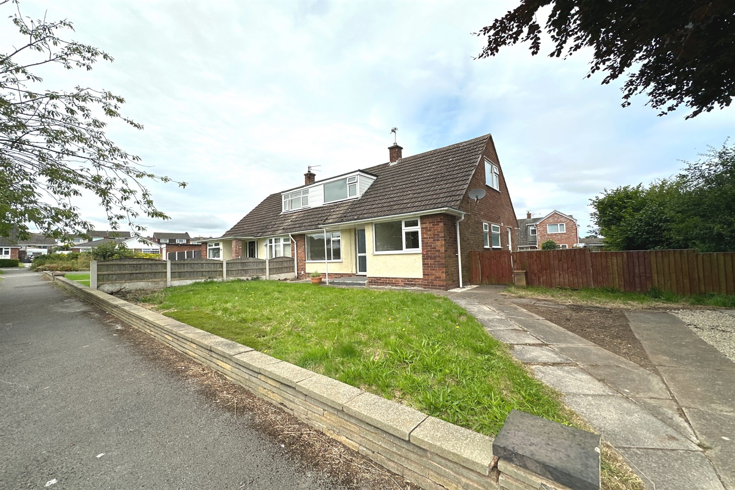 3 bedroom House LSTC