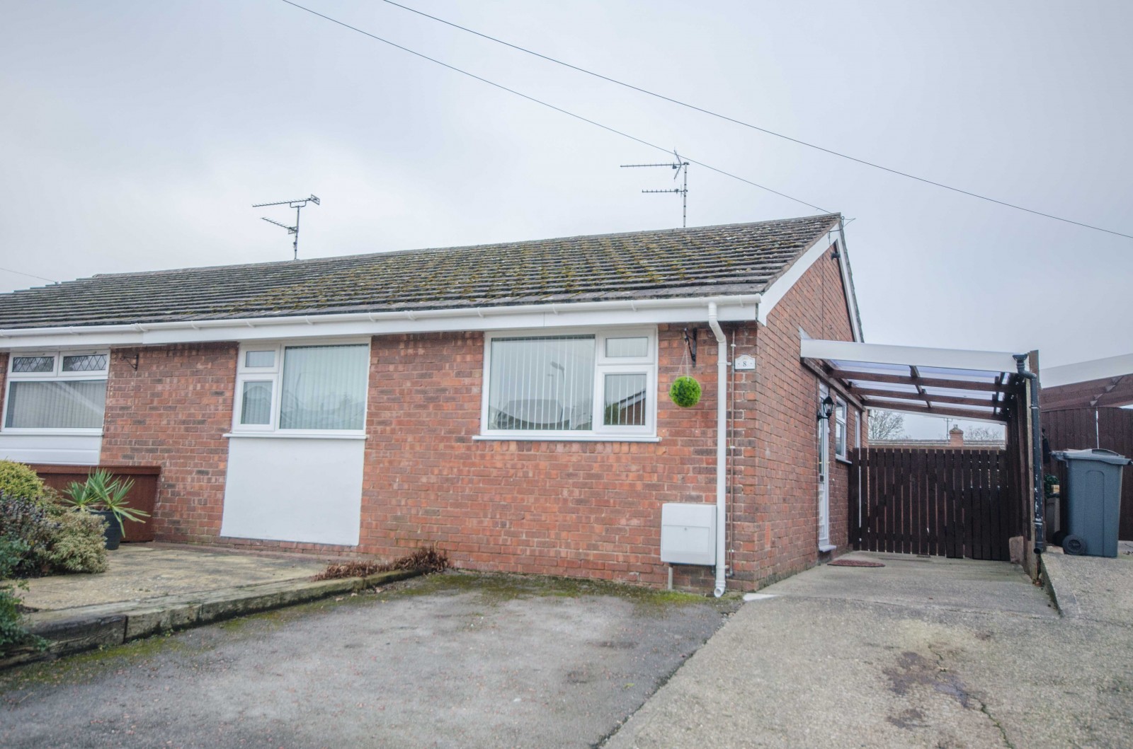 2 bedroom House (unspecified) To Let
