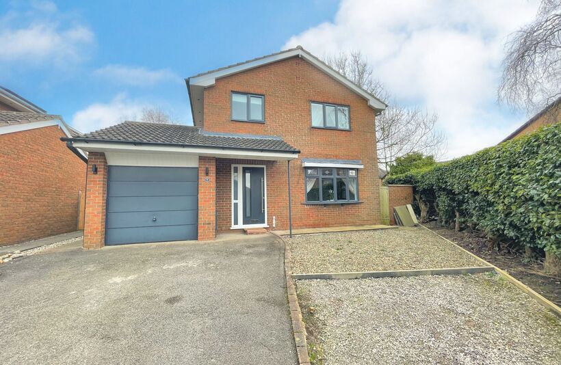 4 bedroom Detached house SSTC