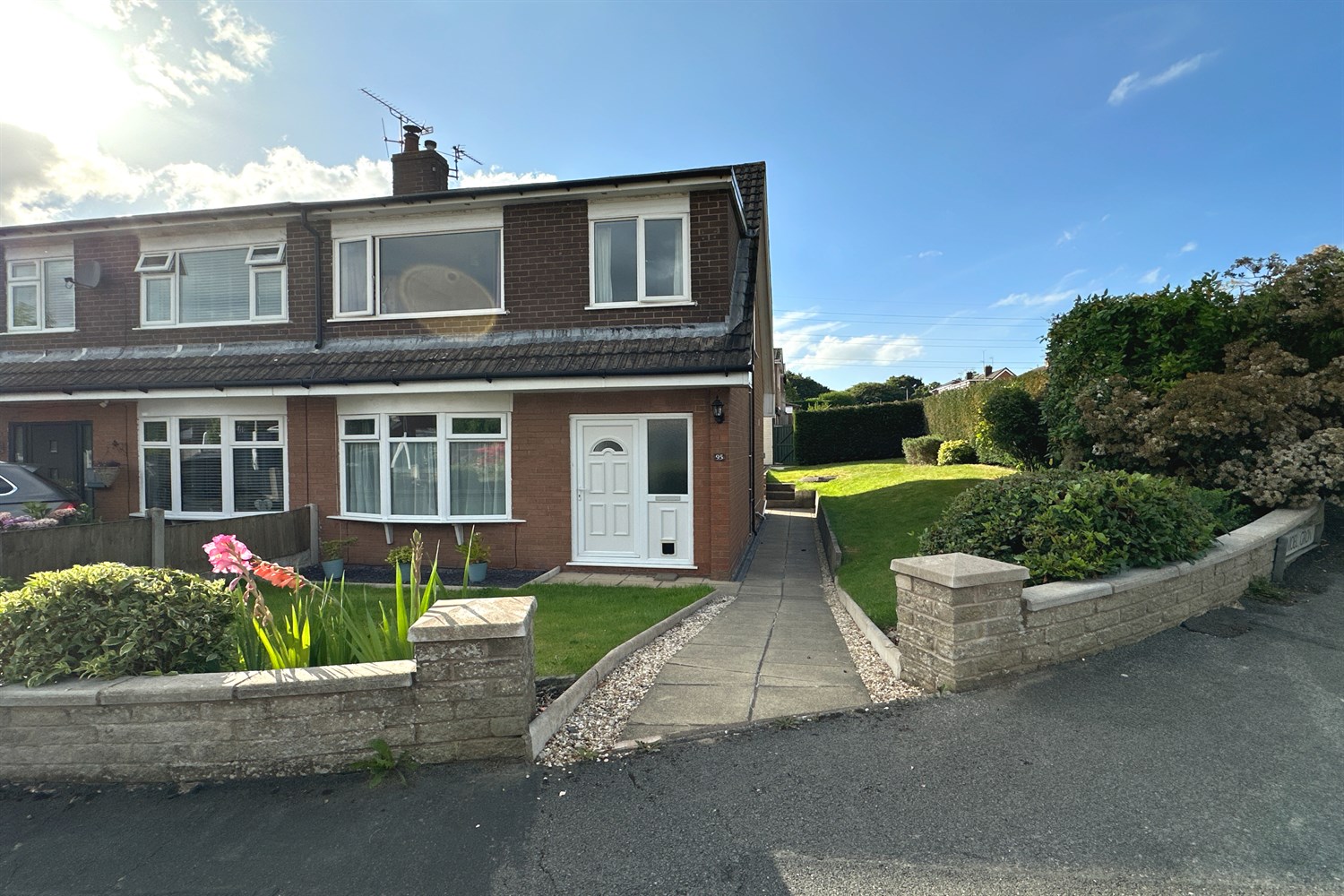 3 bedroom House LSTC