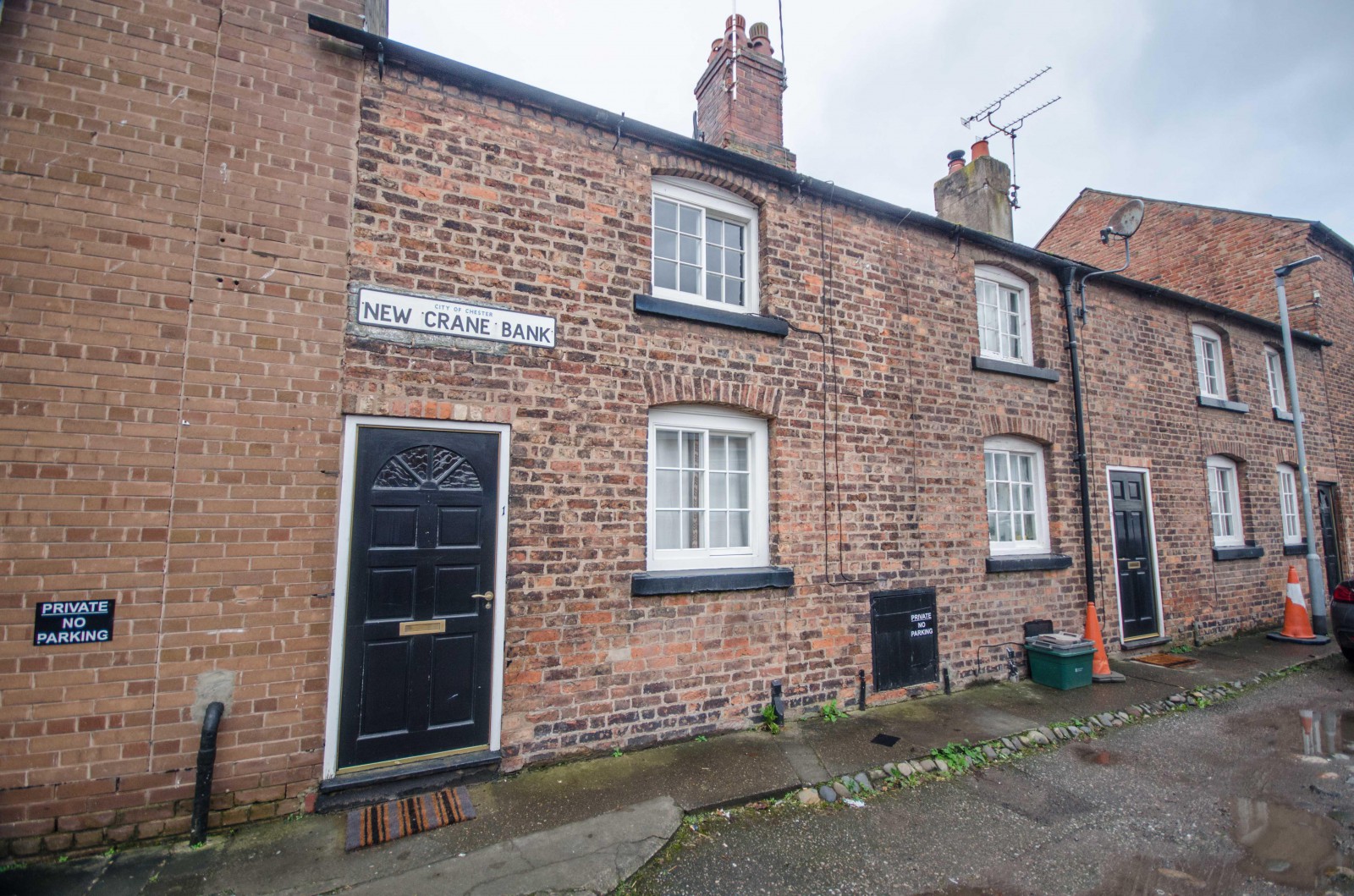 2 bedroom House LSTC
