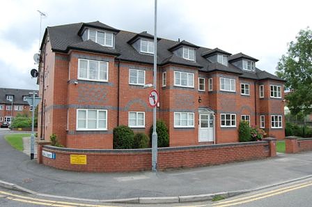 2 bedroom House LSTC