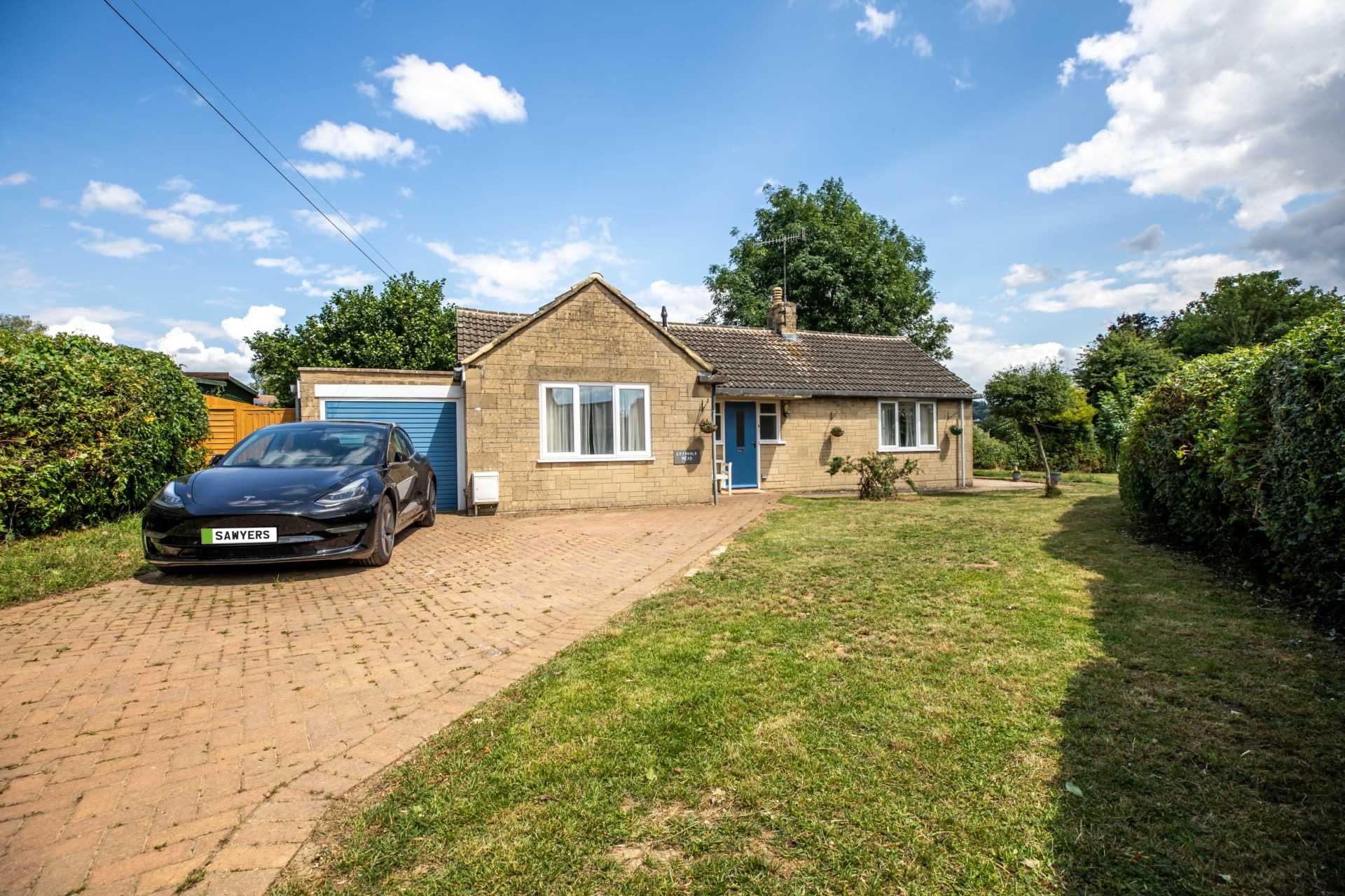 2 bedroom Detached house Sold