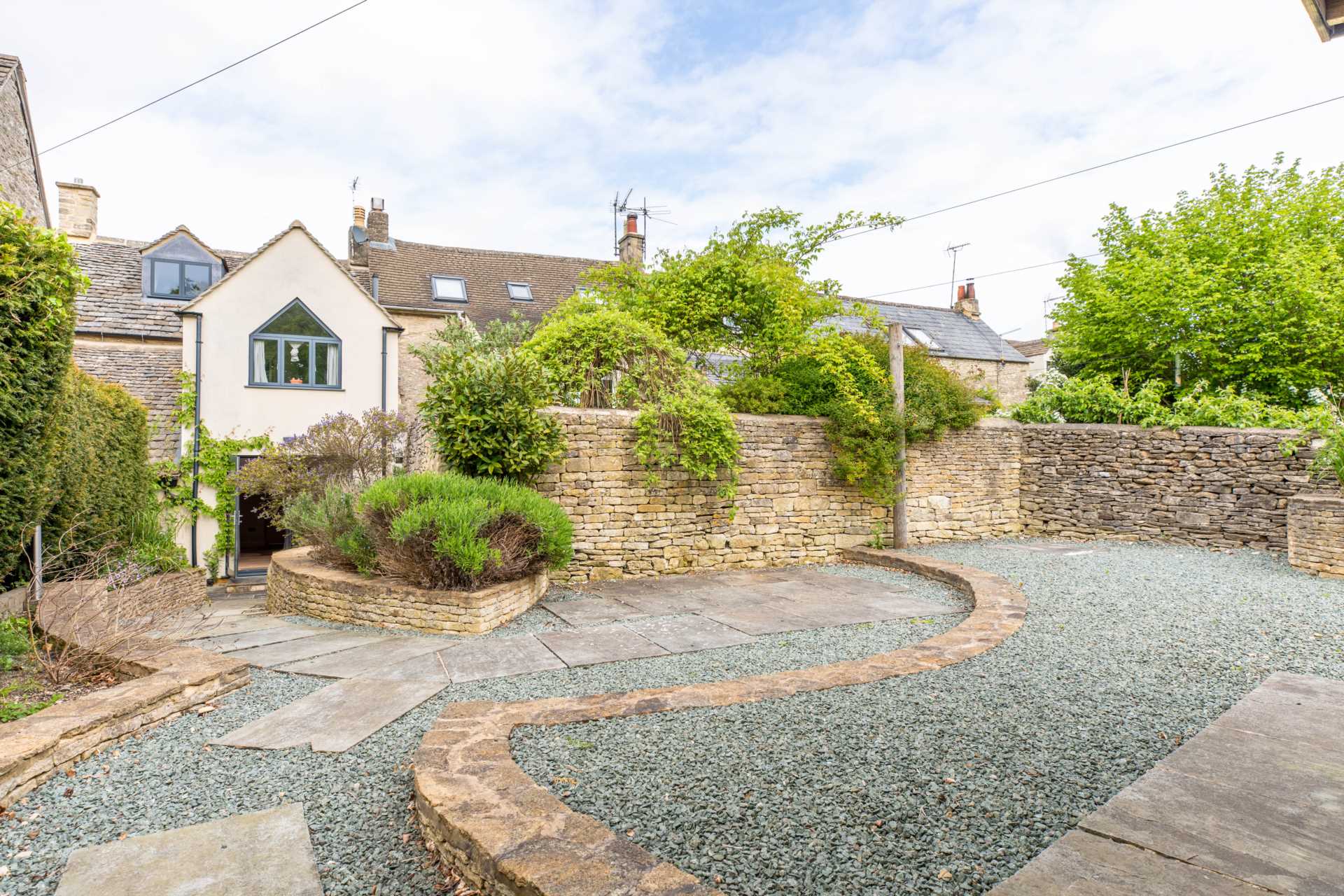 2 bedroom Cottage Sold