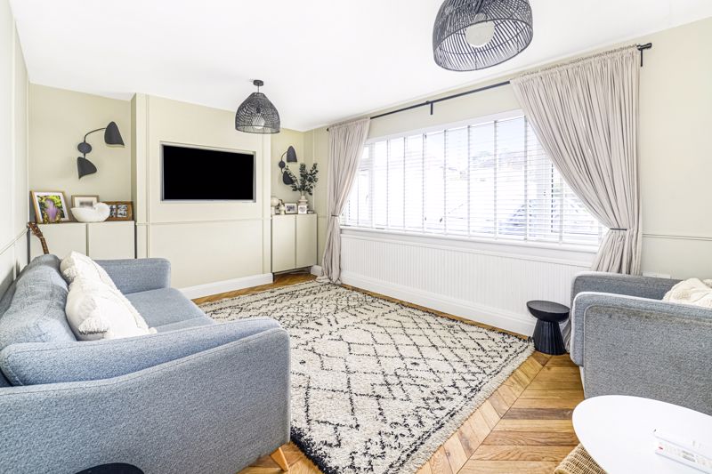 4 bedroom Detached House Sold