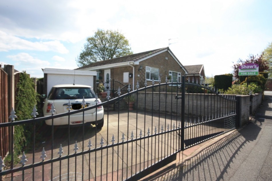 2 bedroom Detached house Sold