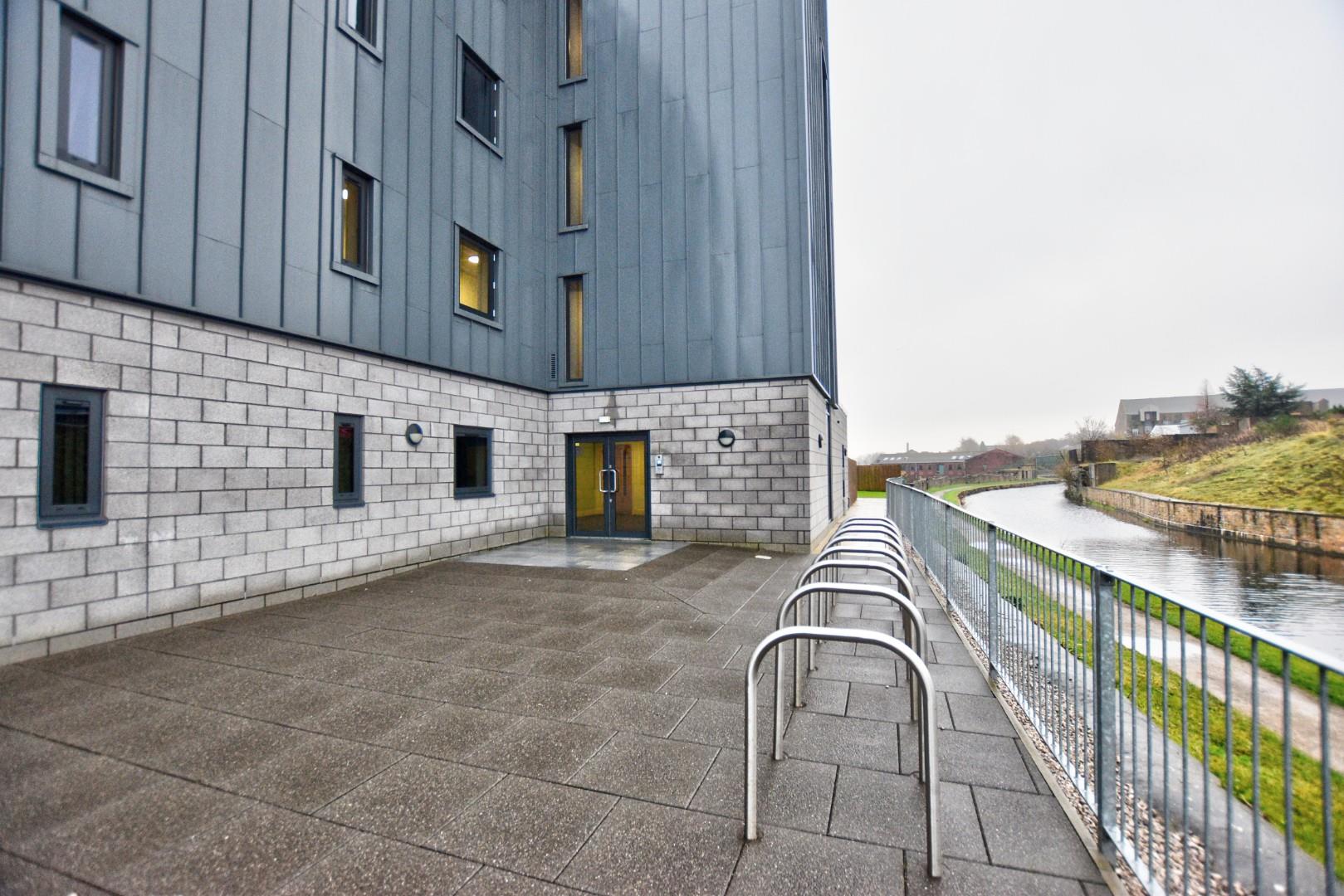 2 bedroom Purpose Built SSTC