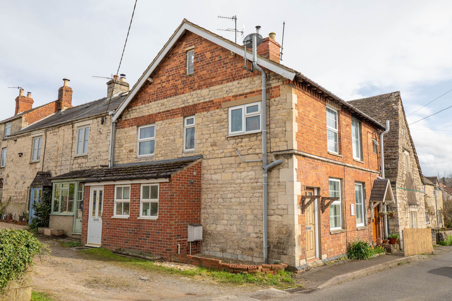 2 bedroom Terraced House Sold