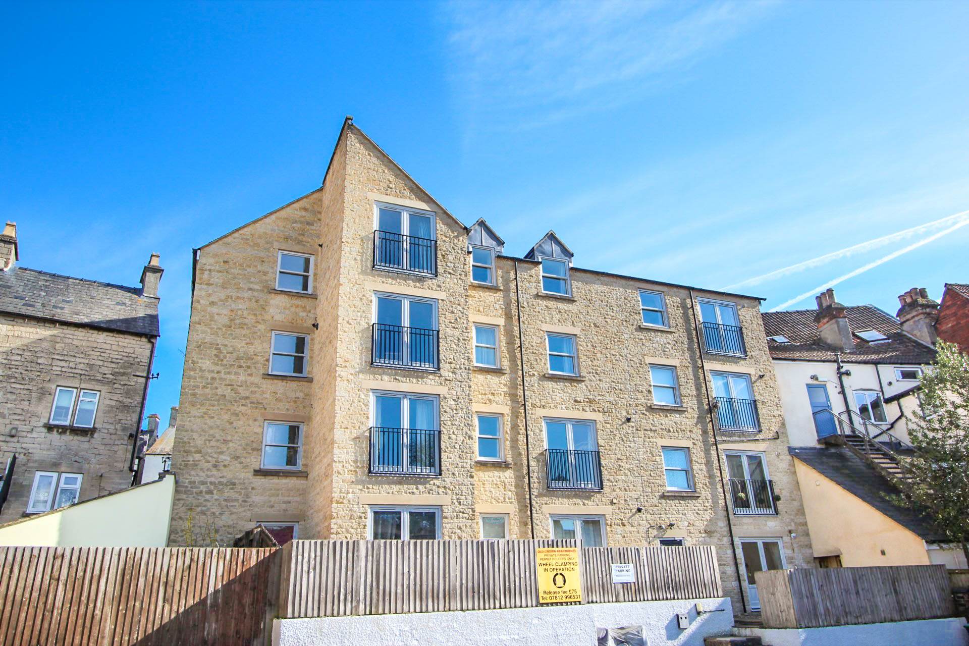 1 bedroom Apartment Let
