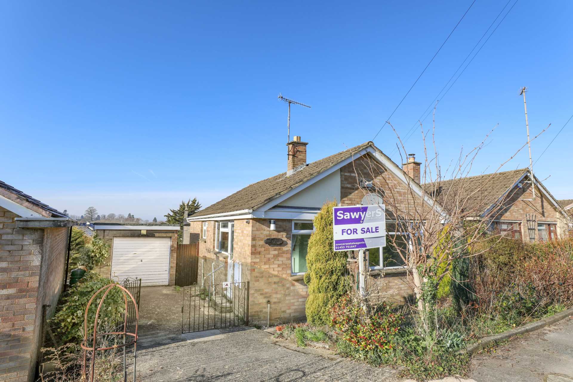 2 bedroom Detached house Sold