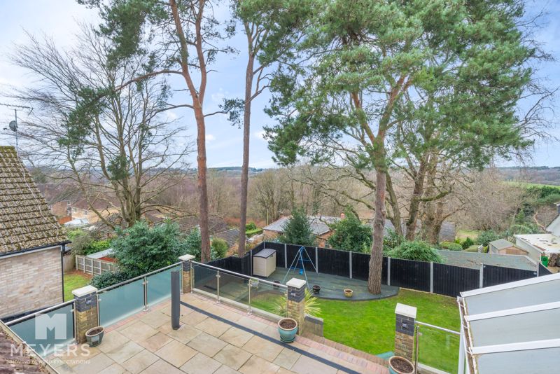 5 bedroom Detached house Sold