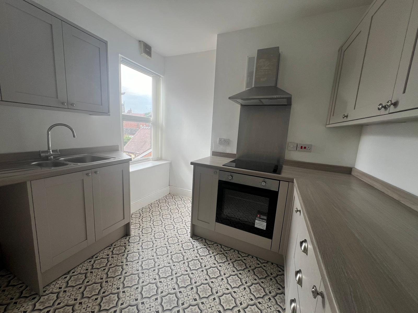 2 bedroom Apartment To Let