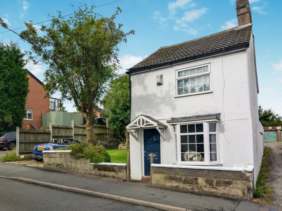 2 bedroom Detached House SSTC