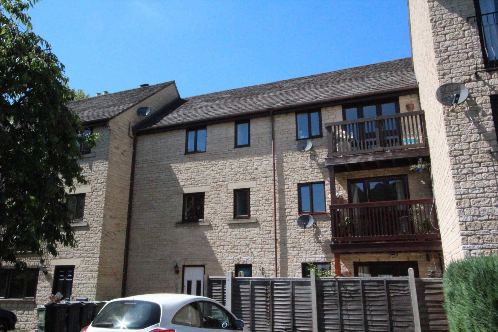 2 bedroom Flat Let