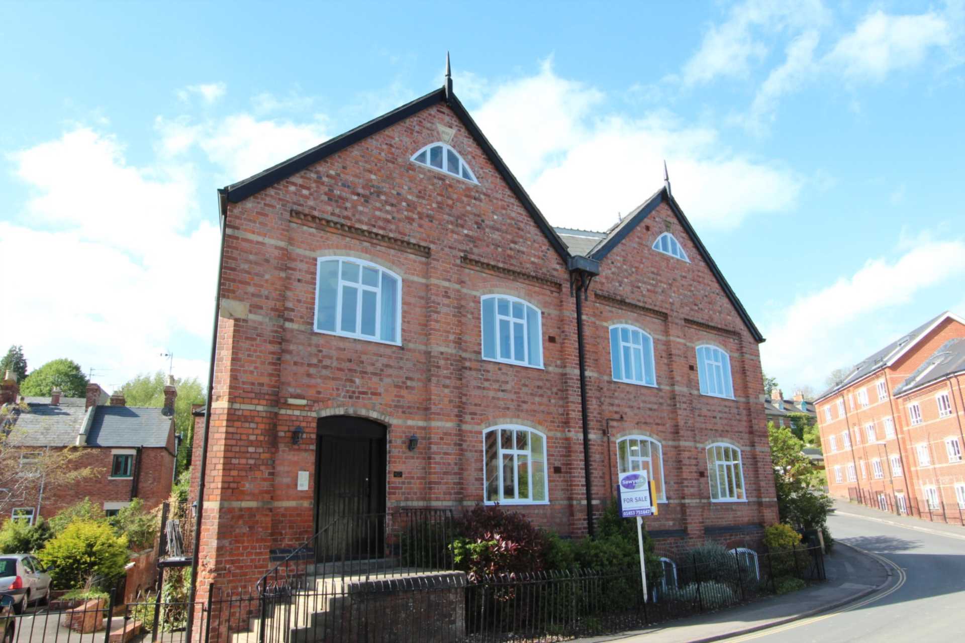 1 bedroom Studio flat Let