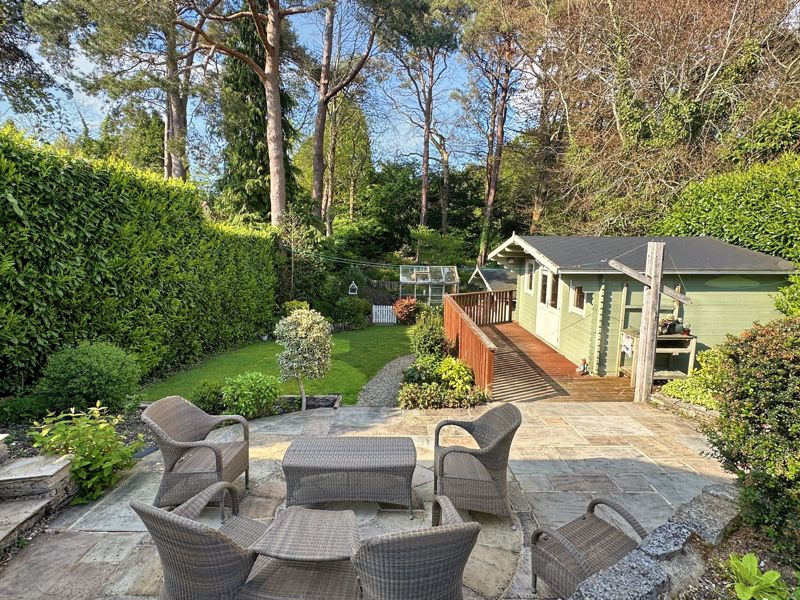 5 bedroom Bungalow Sold