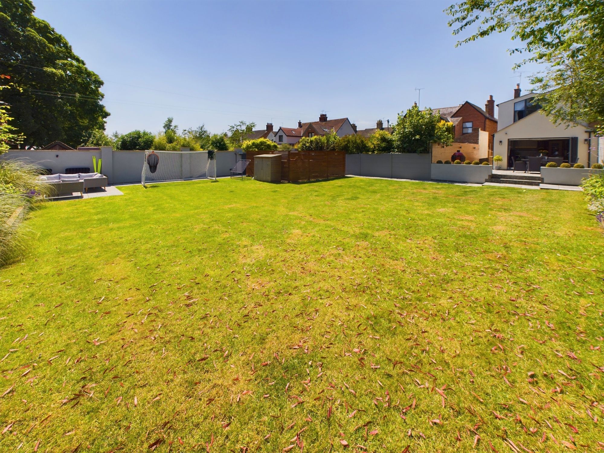 4 bedroom House (unspecified) For Sale